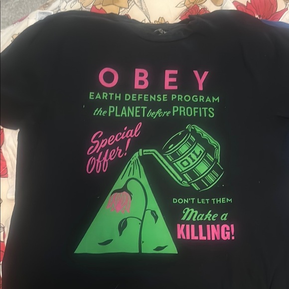 Obey Black Graphic T-Shirt - Picture 1 of 2